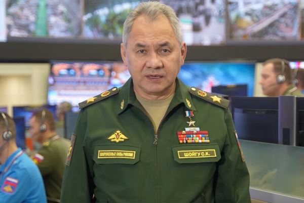 Министр обороны РФ Шойгу поздравил российскую армию с Днем защитника Отечества