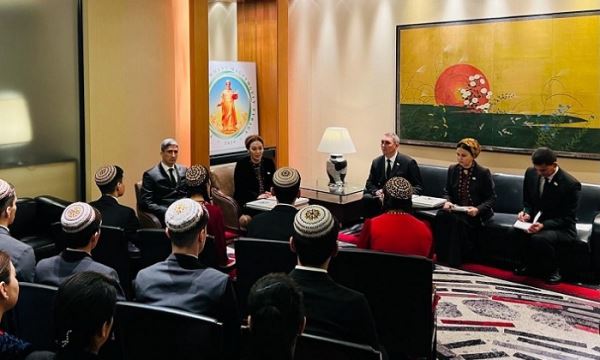В Токио прошла встреча туркменских депутатов и студентов