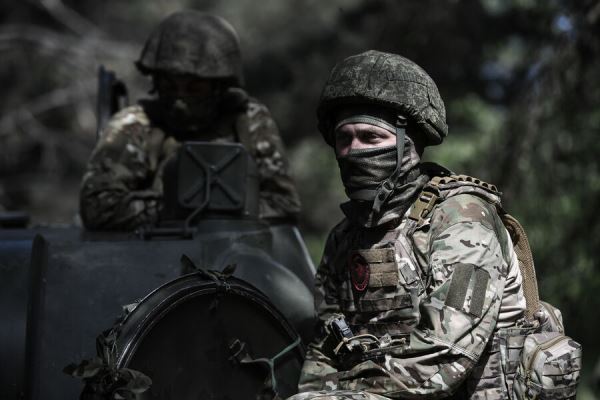 В Нижнем Новгороде бойца СВО не пустили в клуб из-за военной формы