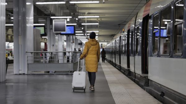 Каждый второй поезд отменят 16—18 февраля из-за забастовки во Франции