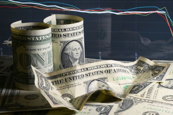 Инвестстратег Бахтин: доллар на будущей неделе будет стоить 90-91 рубль