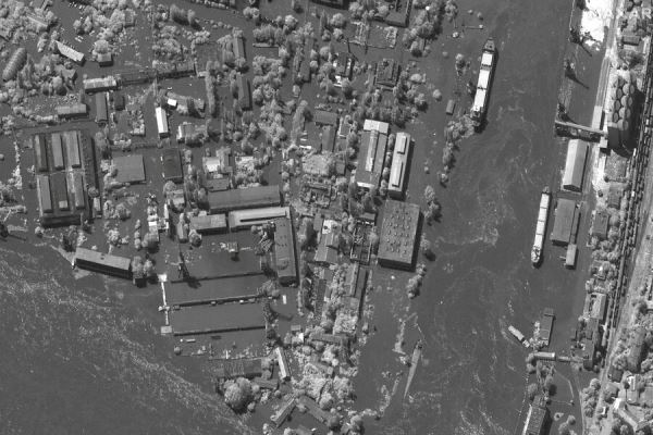 МО: уничтожен склад с моторными лодками ВСУ на правом берегу Днепра