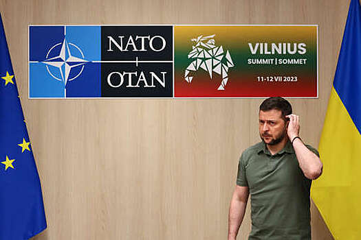 Зеленский заявил, что приглашение Украины в НАТО зависит от США и Германии