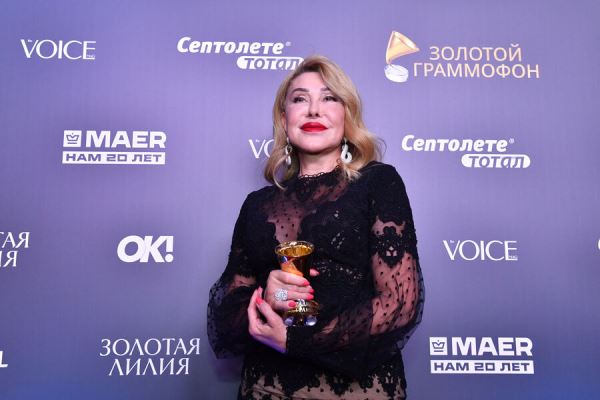 Певица Успенская заявила, что Пугачева испортила песню «Россия»