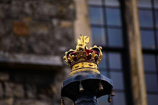 В Великобритании начали готовиться к смерти короля Карла III