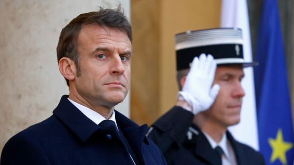 Посол России: французское общество не готово к эскалации из-за слов Макрона