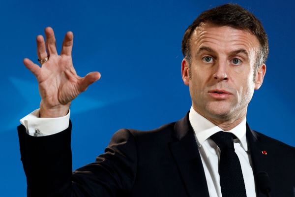 Figaro: Макрон 7 марта обсудит ситуацию на Украине с французскими политиками