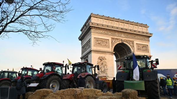 В Париже в ходе акции протеста фермеров задержаны 66 человек